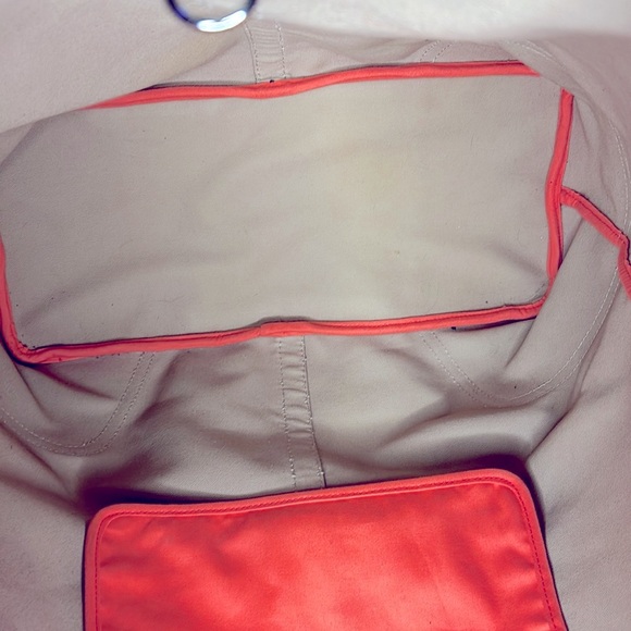 COACH HADLEY striped Coral and cream colored canvas large tote. - Picture 14 of 15